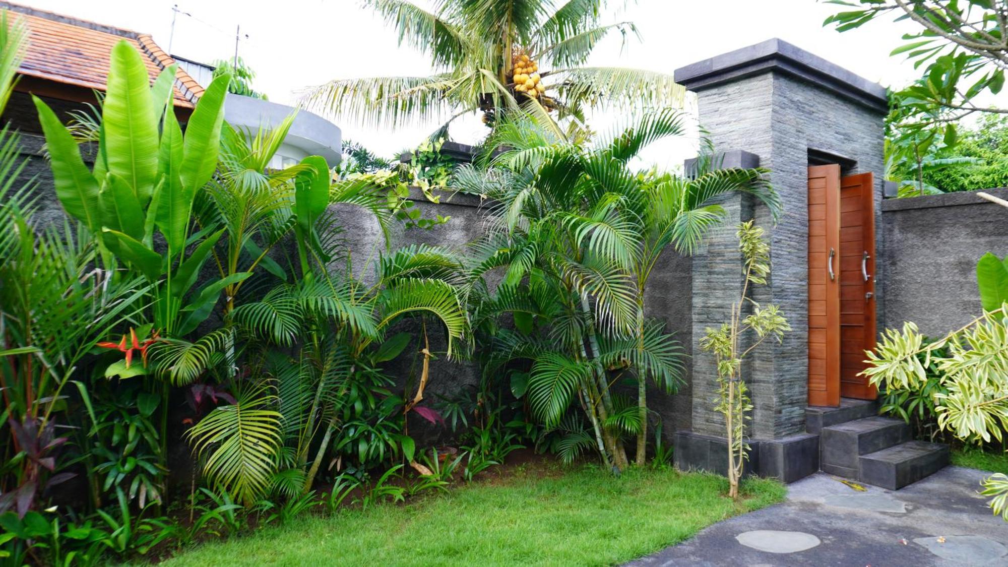 Royani Villa Sukawati Exteriör bild