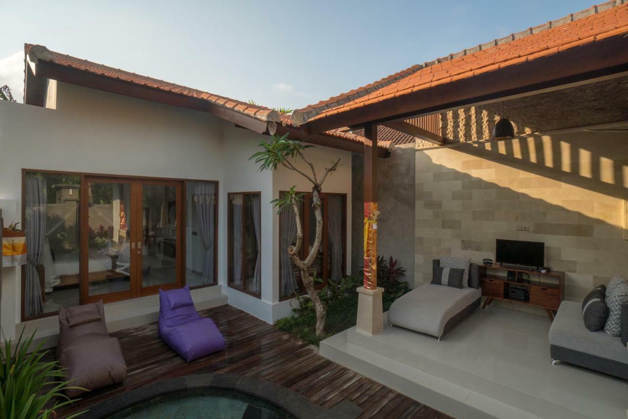 Royani Villa Sukawati Exteriör bild